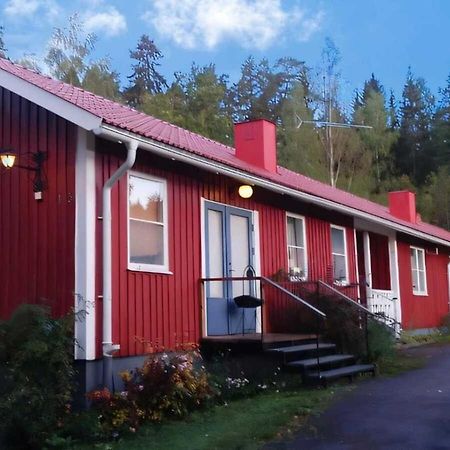 Klaraborg - Rum Och Koek I Borgvik Exteriér fotografie