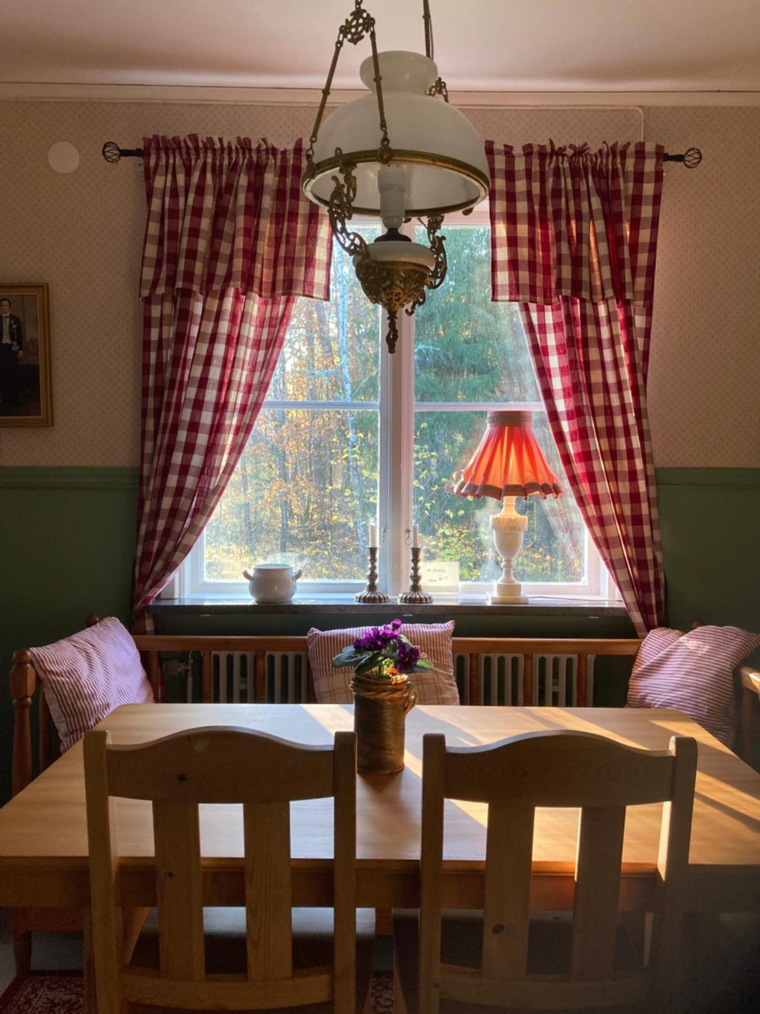 Klaraborg - Rum Och Koek I Borgvik Exteriér fotografie