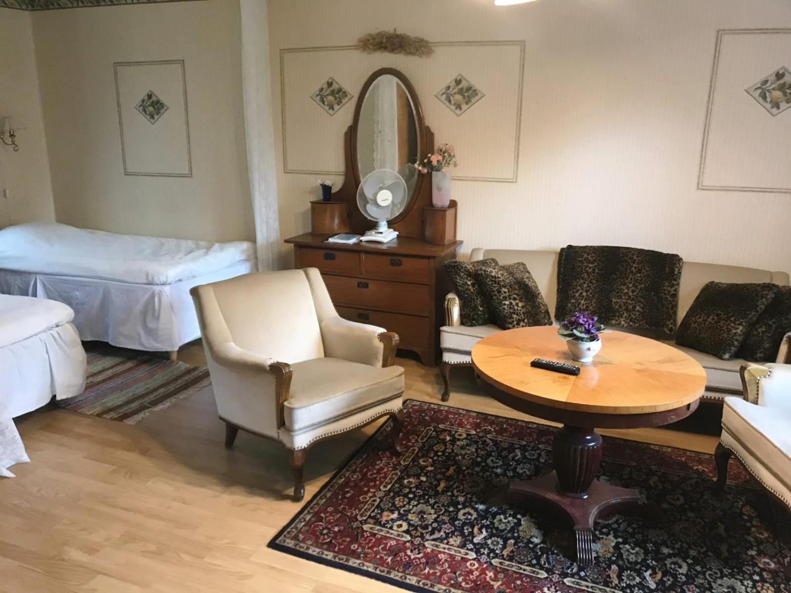 Klaraborg - Rum Och Koek I Borgvik Exteriér fotografie